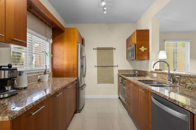 18413 NE 27th Ct 18413, Aventura, FL 33160