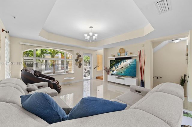 18413 NE 27th Ct 18413, Aventura, FL 33160