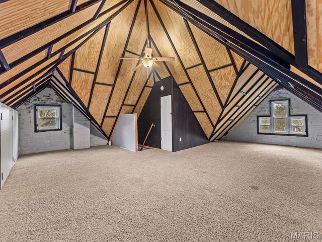 520 E C Street, Belleville, IL 62220