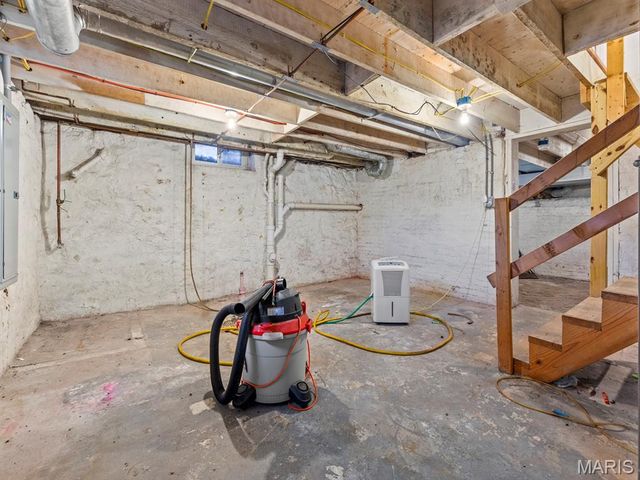 520 E C Street, Belleville, IL 62220