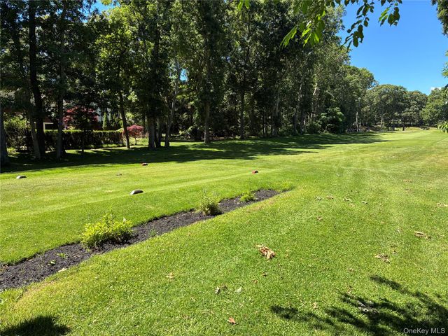 415 Clubhouse Court, Coram, NY 11727