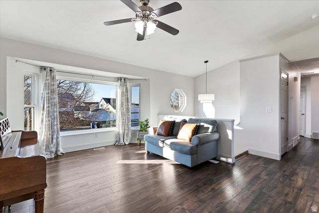 2266 N 2290 W, Clinton, UT 84015