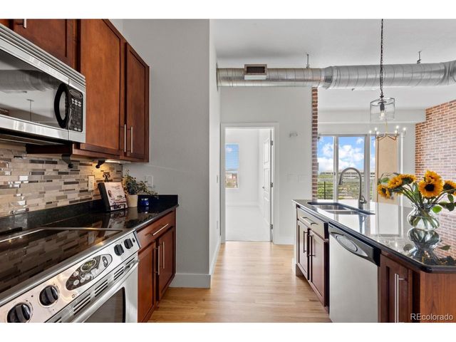 10111 Inverness Main St 316, Englewood, CO 80112