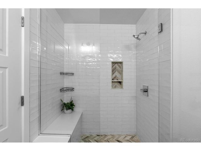 10111 Inverness Main St 316, Englewood, CO 80112