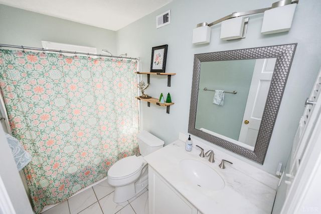 5152 Wedgewood Road, Lynchburg, VA 24503