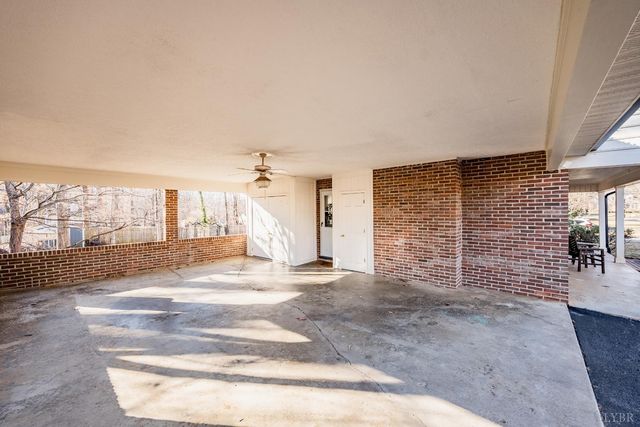 5152 Wedgewood Road, Lynchburg, VA 24503