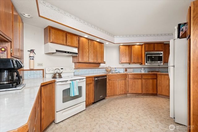 1470 State Route 174, Grand Coulee, WA 99133