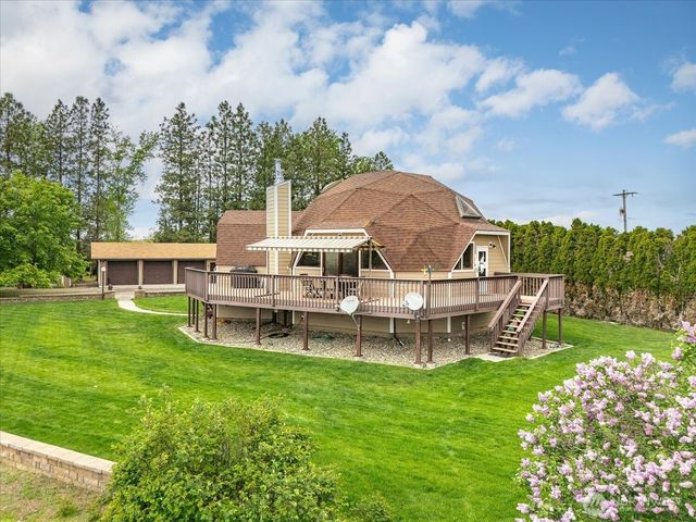 1470 State Route 174, Grand Coulee, WA 99133