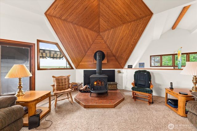 1470 State Route 174, Grand Coulee, WA 99133