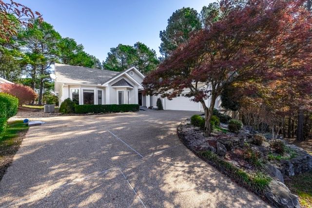 22 Poema Lane, Hot Springs Village, AR 71909