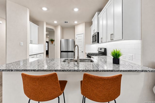 247 Red Rock Canyon, San Antonio, TX 78258