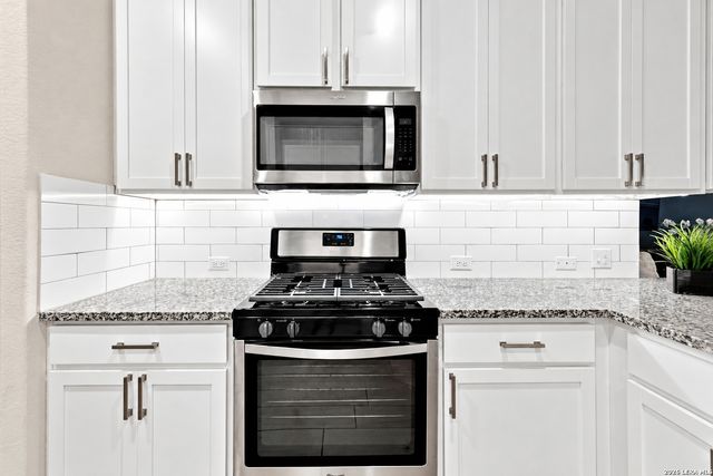 247 Red Rock Canyon, San Antonio, TX 78258