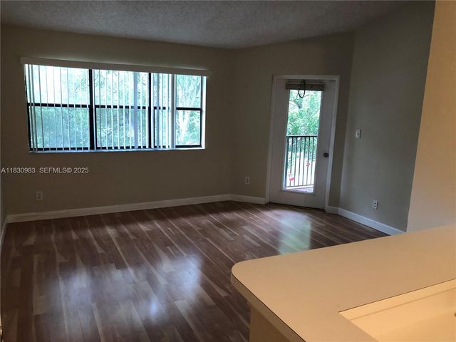620 S Park Road 332, Hollywood, FL 33021