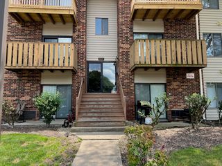 746 Prescott Drive 306, Roselle, IL 60172