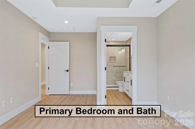 12 Knox Road, Black Mountain, NC 28711