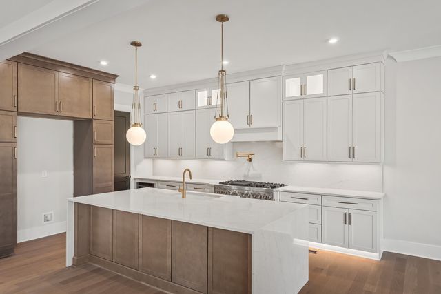 712 Wilson Pike, Brentwood, TN 37027