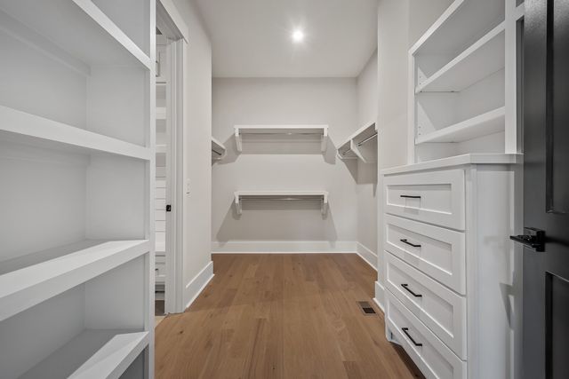 712 Wilson Pike, Brentwood, TN 37027