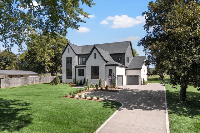 712 Wilson Pike, Brentwood, TN 37027