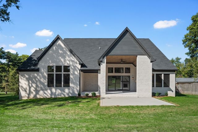 712 Wilson Pike, Brentwood, TN 37027