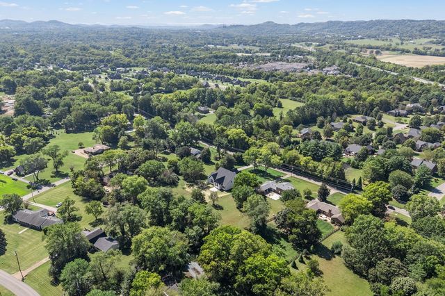 712 Wilson Pike, Brentwood, TN 37027