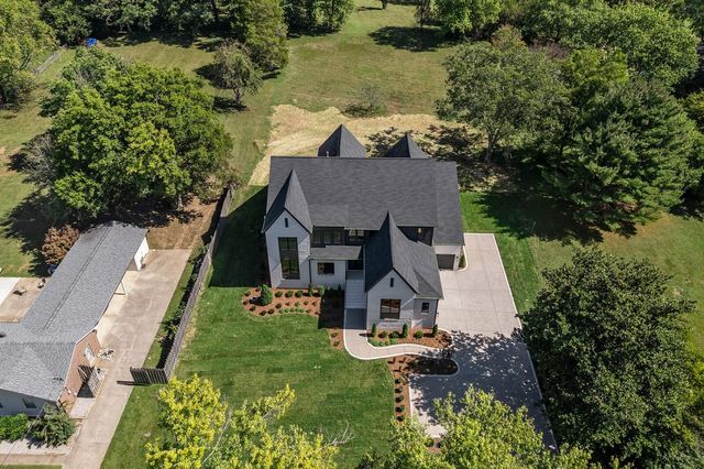 712 Wilson Pike, Brentwood, TN 37027