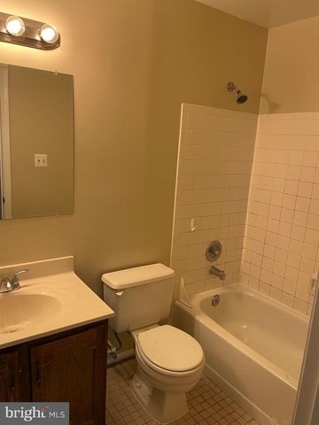 10278 COLONY PARK DR, Fairfax, VA 22032