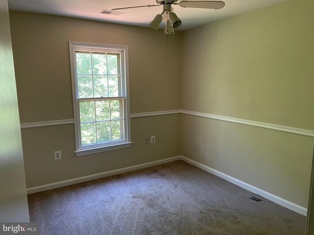 10278 COLONY PARK DR, Fairfax, VA 22032