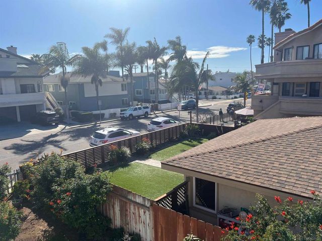 230 Elm Ave, Imperial Beach, CA 91932