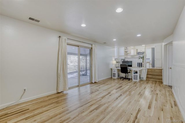 10135 W Iowa Avenue, Lakewood, CO 80232