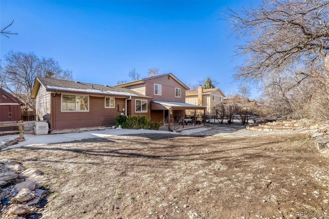 10135 W Iowa Avenue, Lakewood, CO 80232