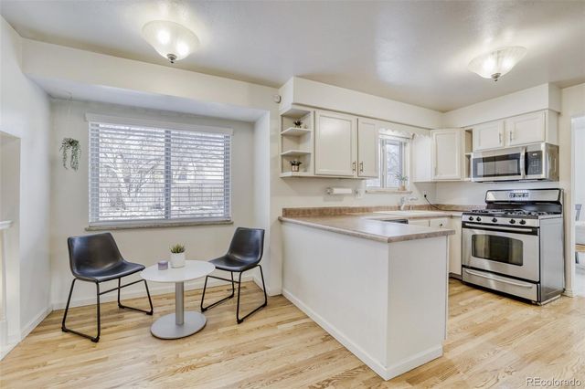10135 W Iowa Avenue, Lakewood, CO 80232