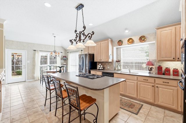 8440 Parkdale Drive, North Richland Hills, TX 76182