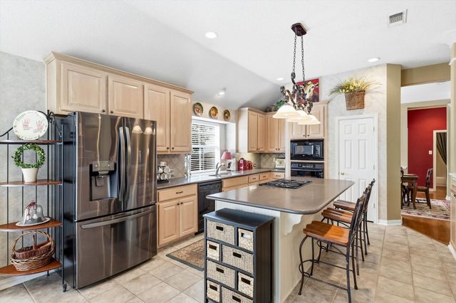 8440 Parkdale Drive, North Richland Hills, TX 76182