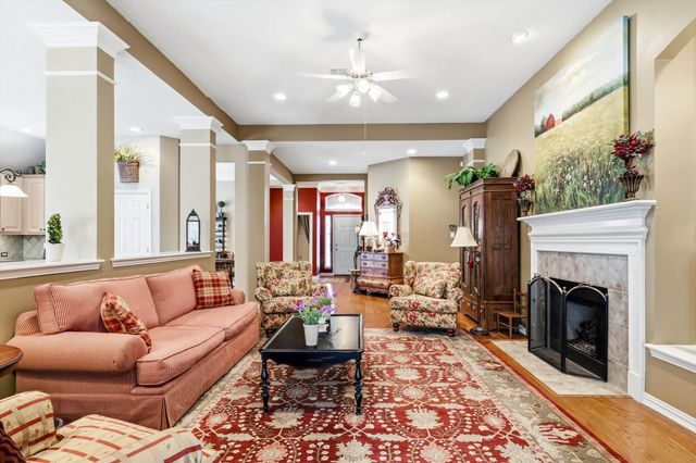 8440 Parkdale Drive, North Richland Hills, TX 76182