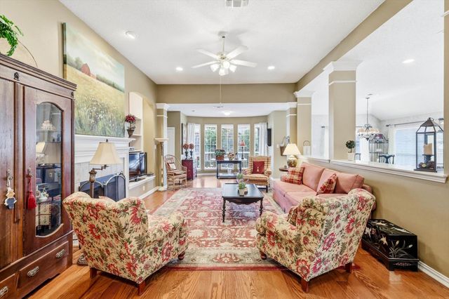 8440 Parkdale Drive, North Richland Hills, TX 76182