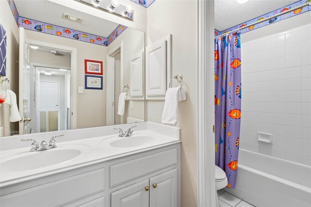 8440 Parkdale Drive, North Richland Hills, TX 76182