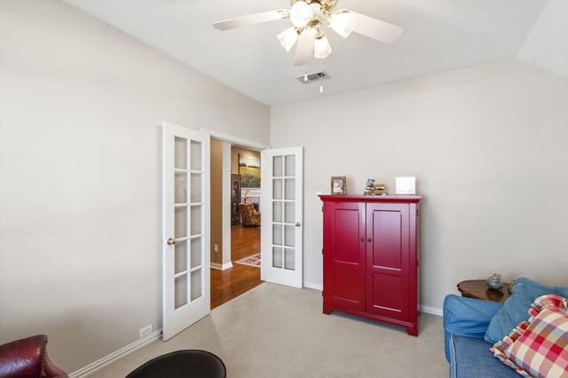 8440 Parkdale Drive, North Richland Hills, TX 76182