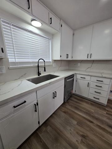 833 Pennington Pl, Modesto, CA 95356