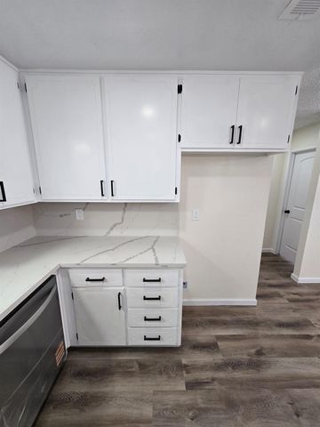 833 Pennington Pl, Modesto, CA 95356