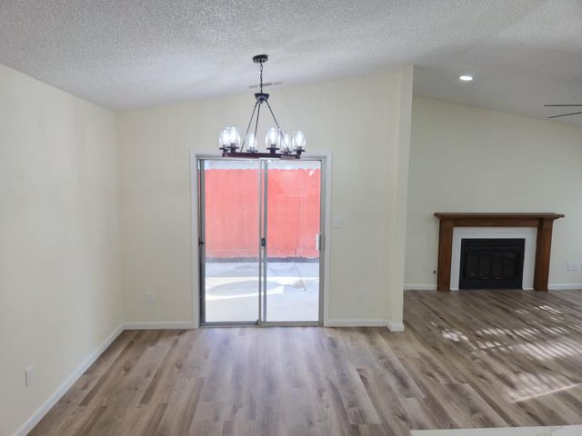 833 Pennington Pl, Modesto, CA 95356