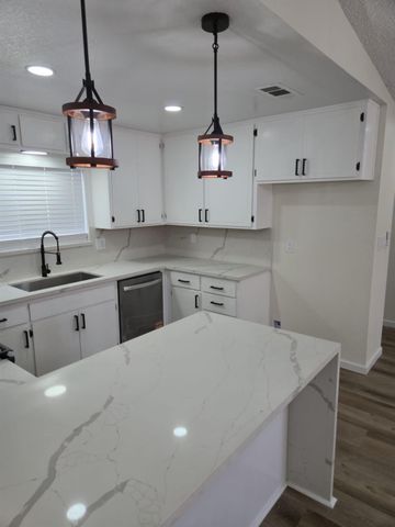 833 Pennington Pl, Modesto, CA 95356