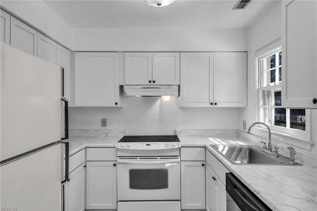 5144 Castle WAY, Portsmouth, VA 23703