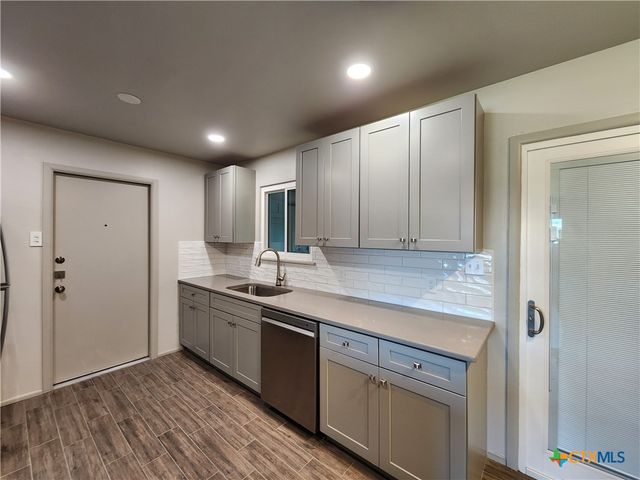 362 Lockener Avenue, New Braunfels, TX 78130