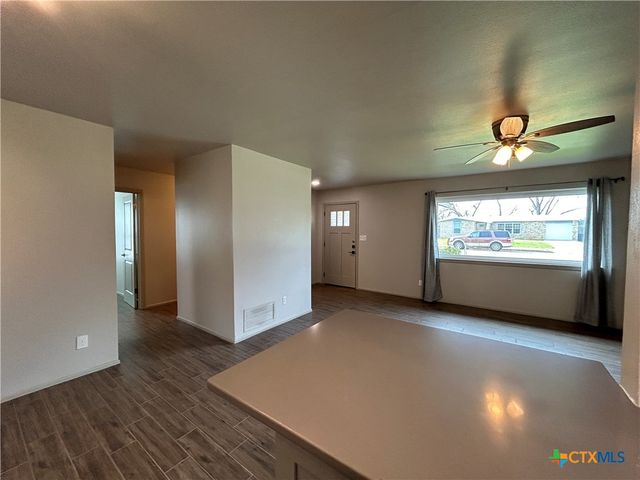 362 Lockener Avenue, New Braunfels, TX 78130