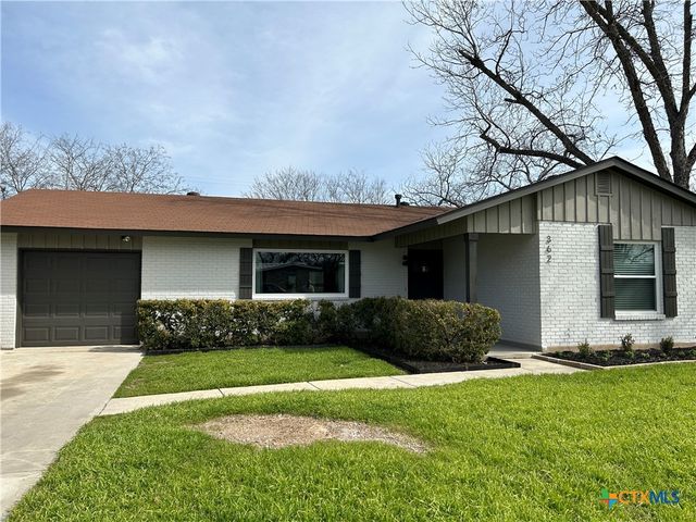 362 Lockener Avenue, New Braunfels, TX 78130