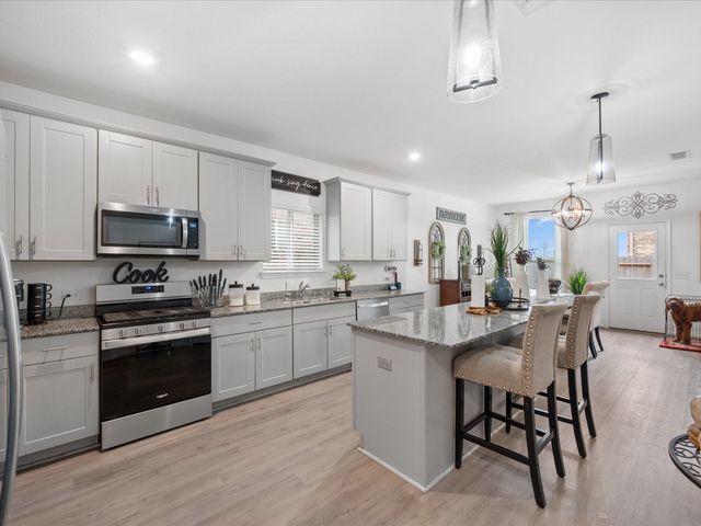 1067 Greenshank Drive, Katy, TX 77493