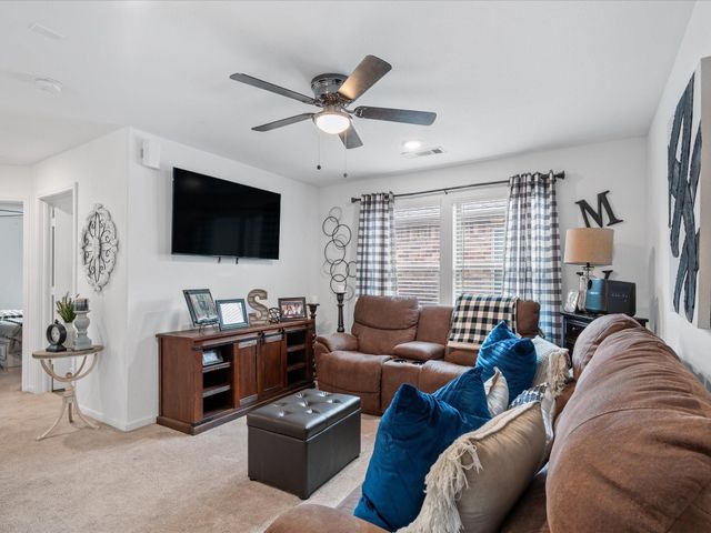 1067 Greenshank Drive, Katy, TX 77493
