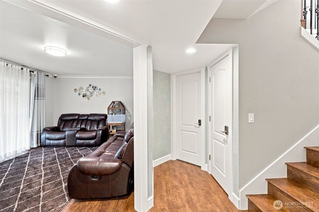 211 S 78th Street, Tacoma, WA 98408