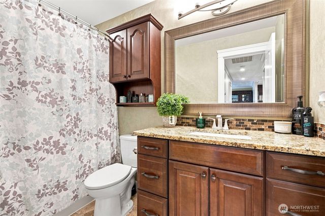 211 S 78th Street, Tacoma, WA 98408
