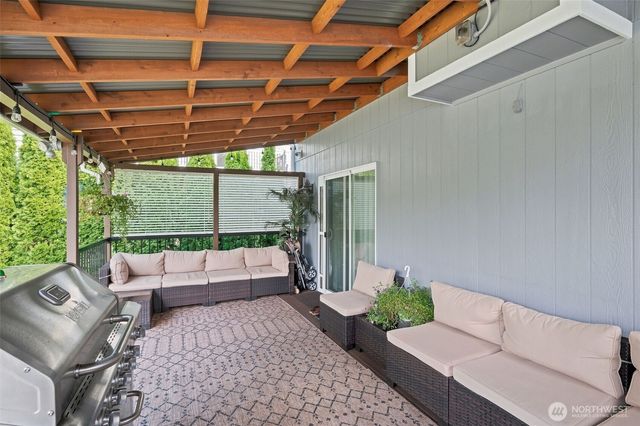 211 S 78th Street, Tacoma, WA 98408